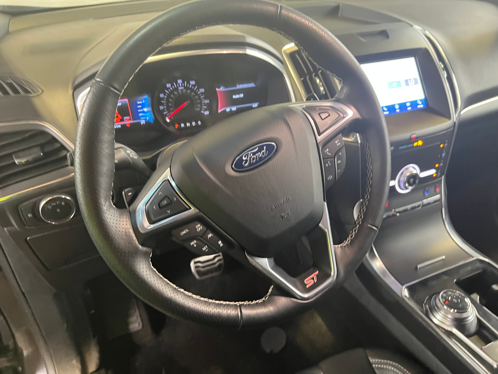 Thumbnail: 2020 Ford Edge - 4