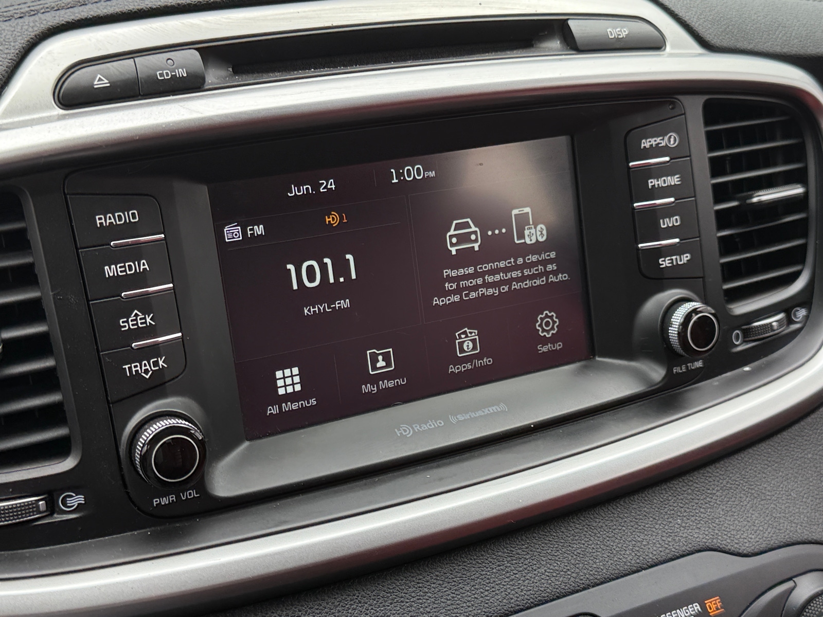 Thumbnail: 2018 Kia Sorento - 4
