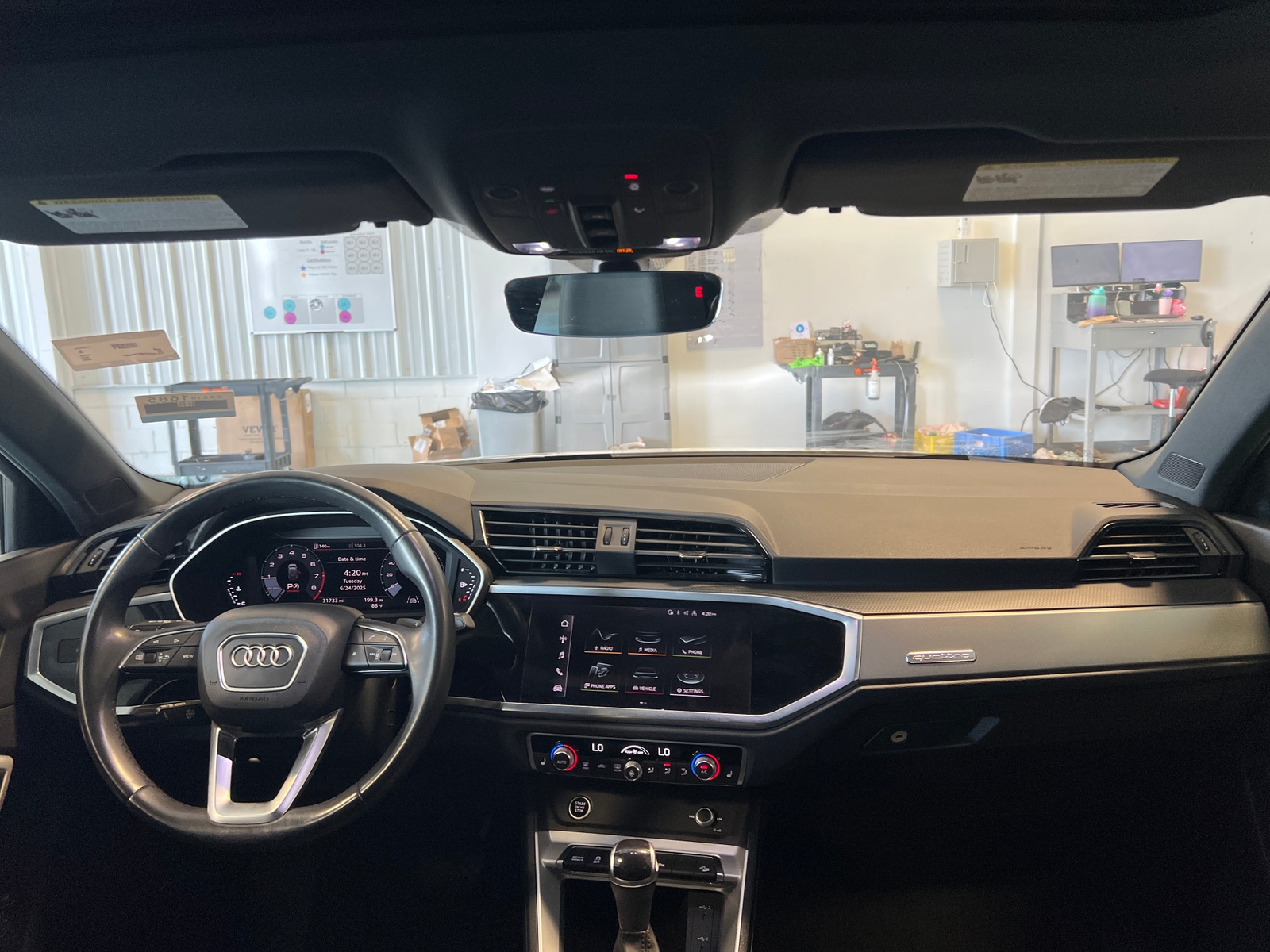 Thumbnail: 2022 Audi Q3 - 2