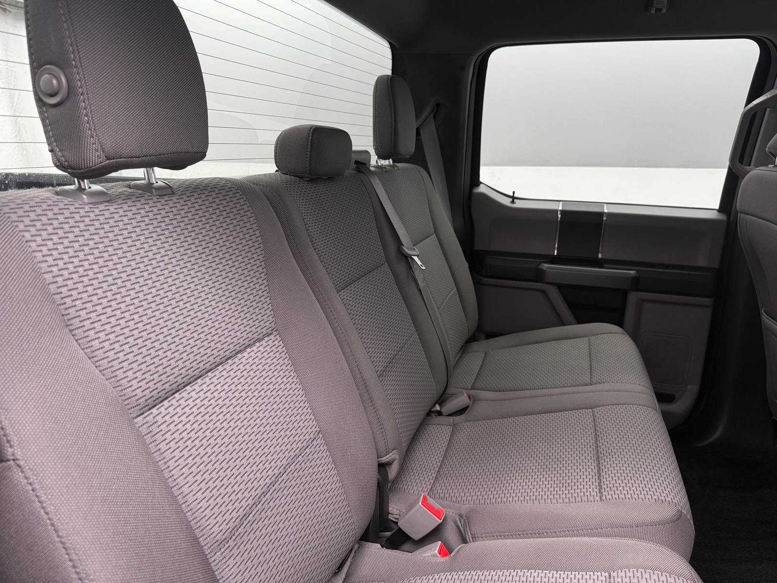 Thumbnail: 2018 Ford Econoline - 6