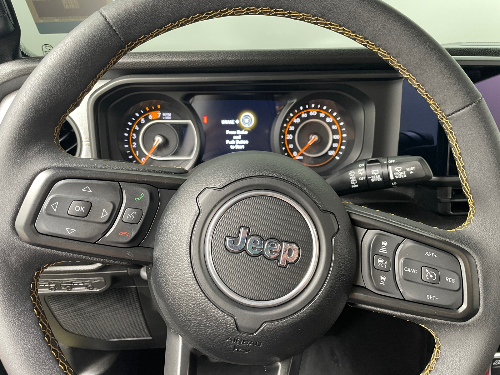 Thumbnail: 2024 Jeep Wrangler - 5