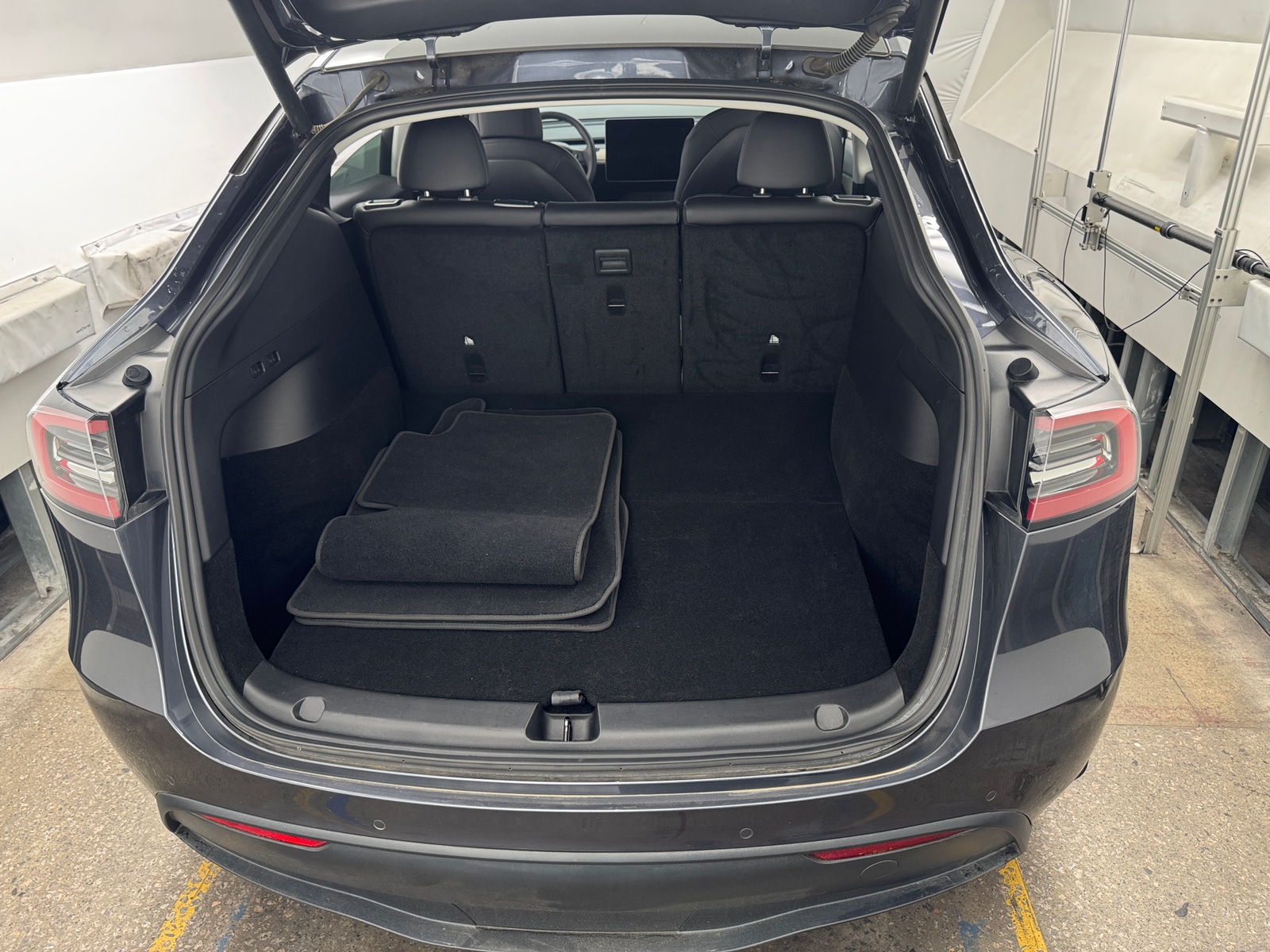 Thumbnail: 2021 Tesla Model Y - 6