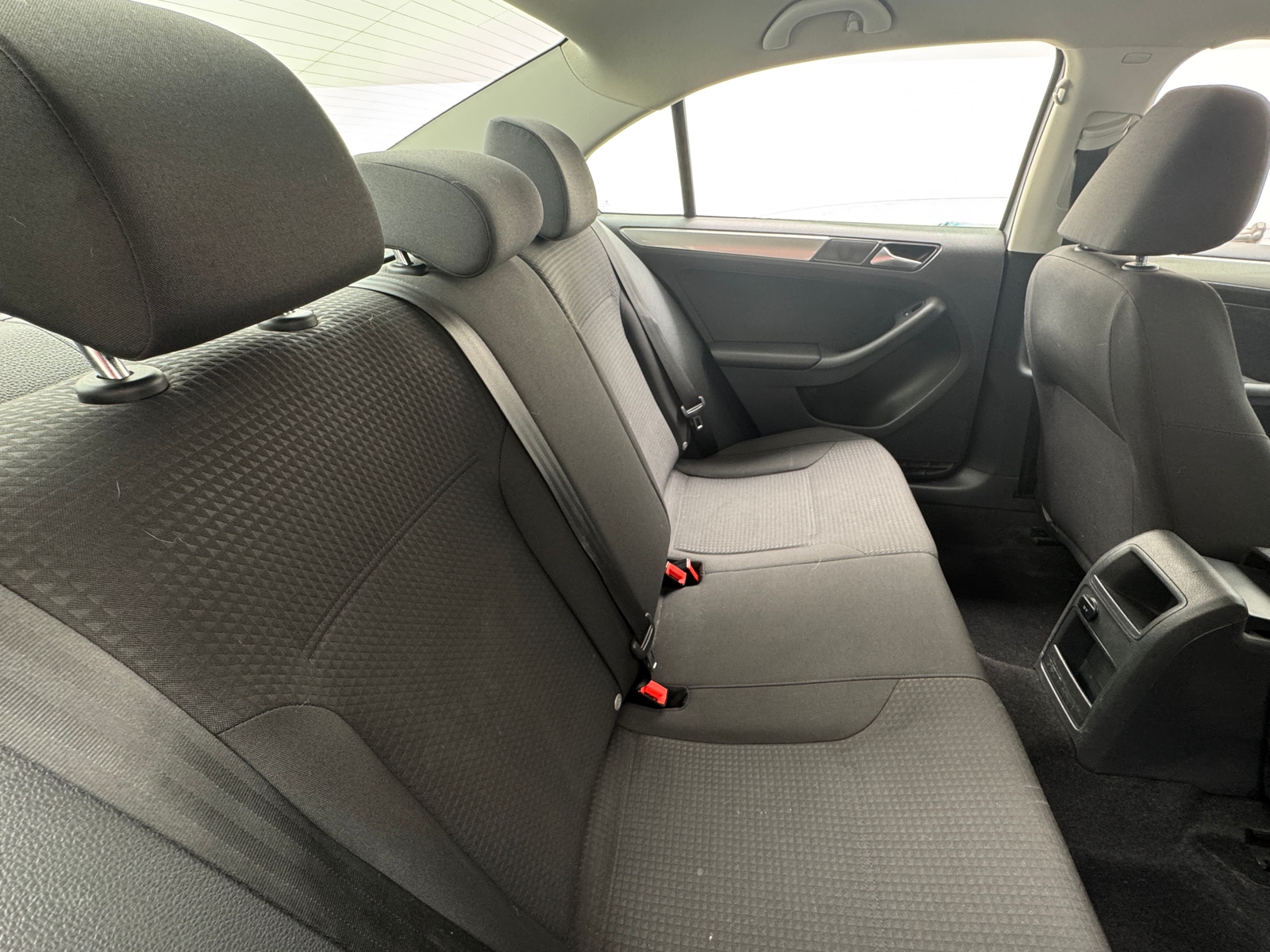 Thumbnail: 2015 Volkswagen Jetta - 6