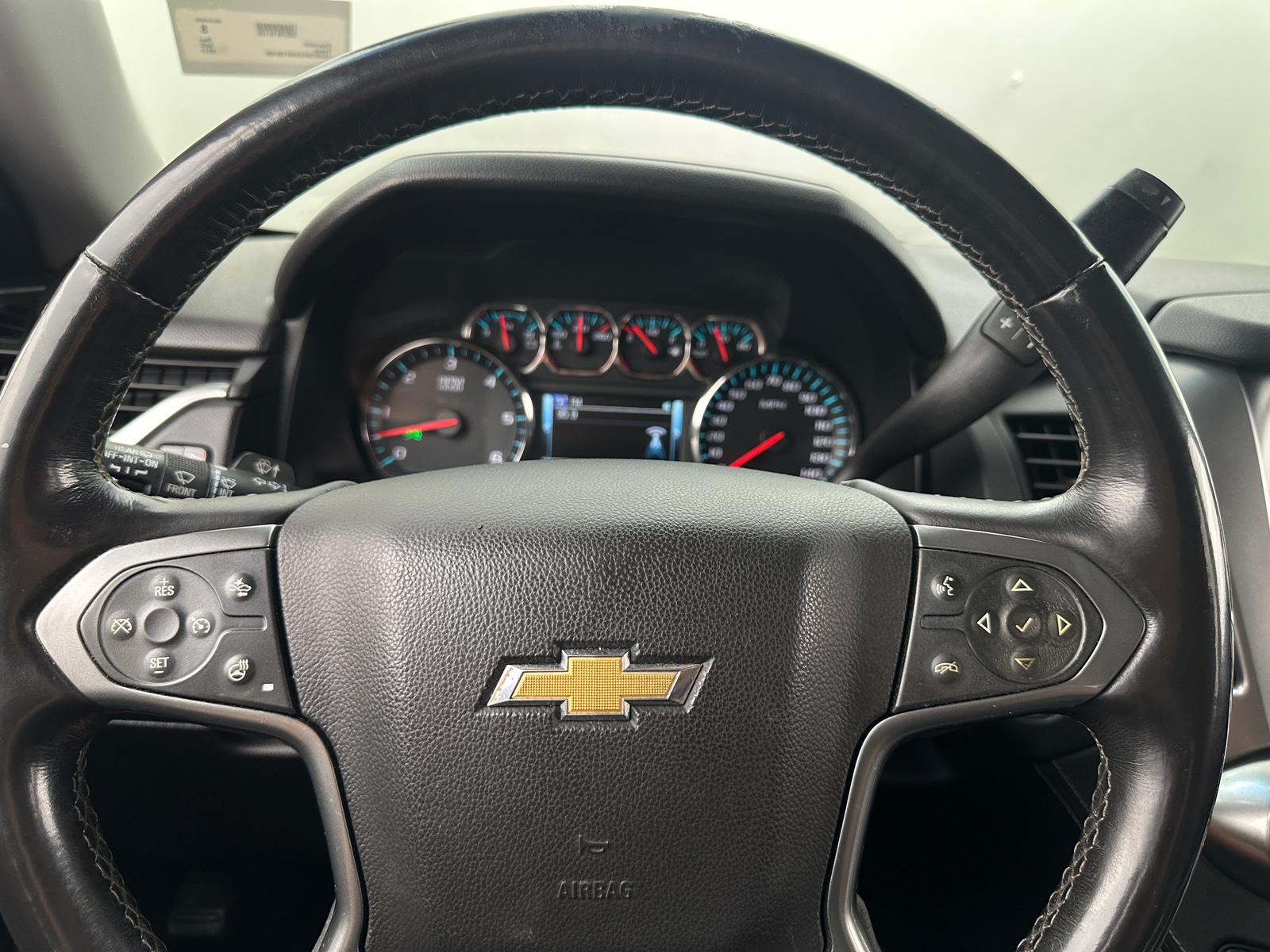 Thumbnail: 2017 Chevrolet Tahoe - 4