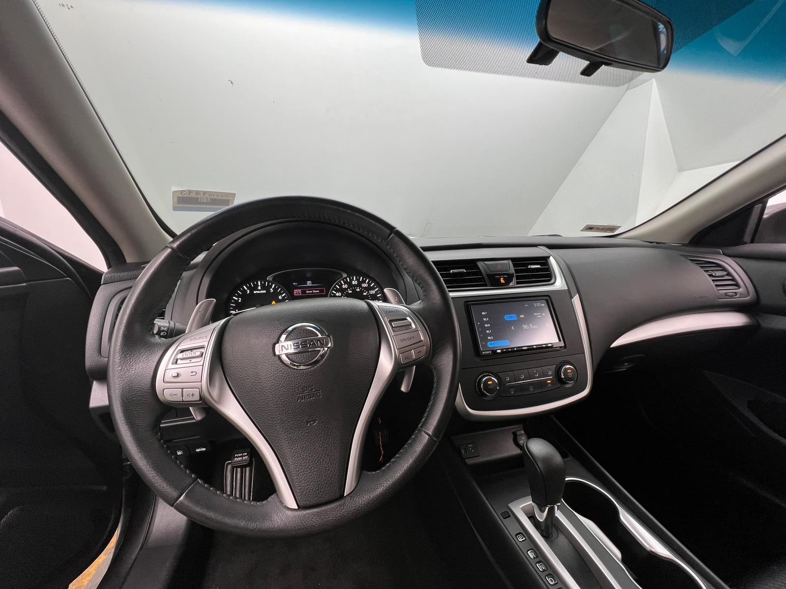 Thumbnail: 2017 Nissan Altima - 3