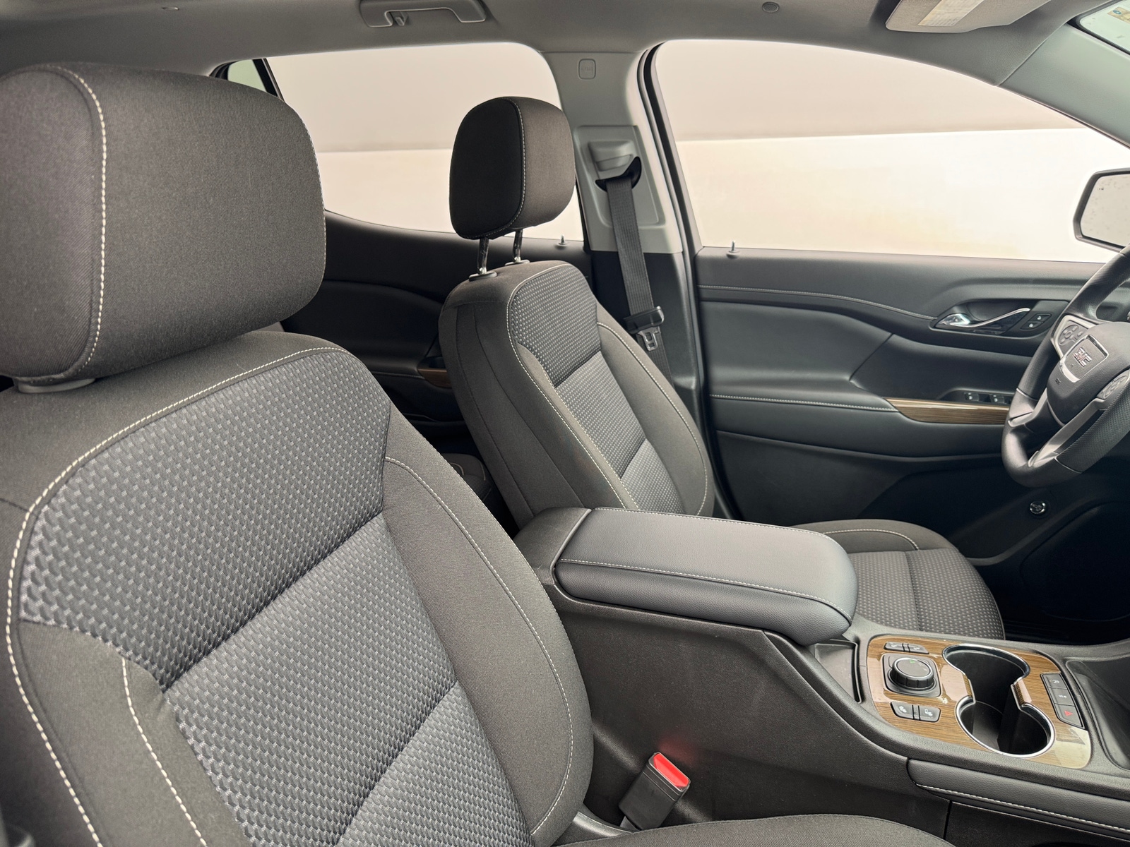 Thumbnail: 2023 GMC Acadia - 2
