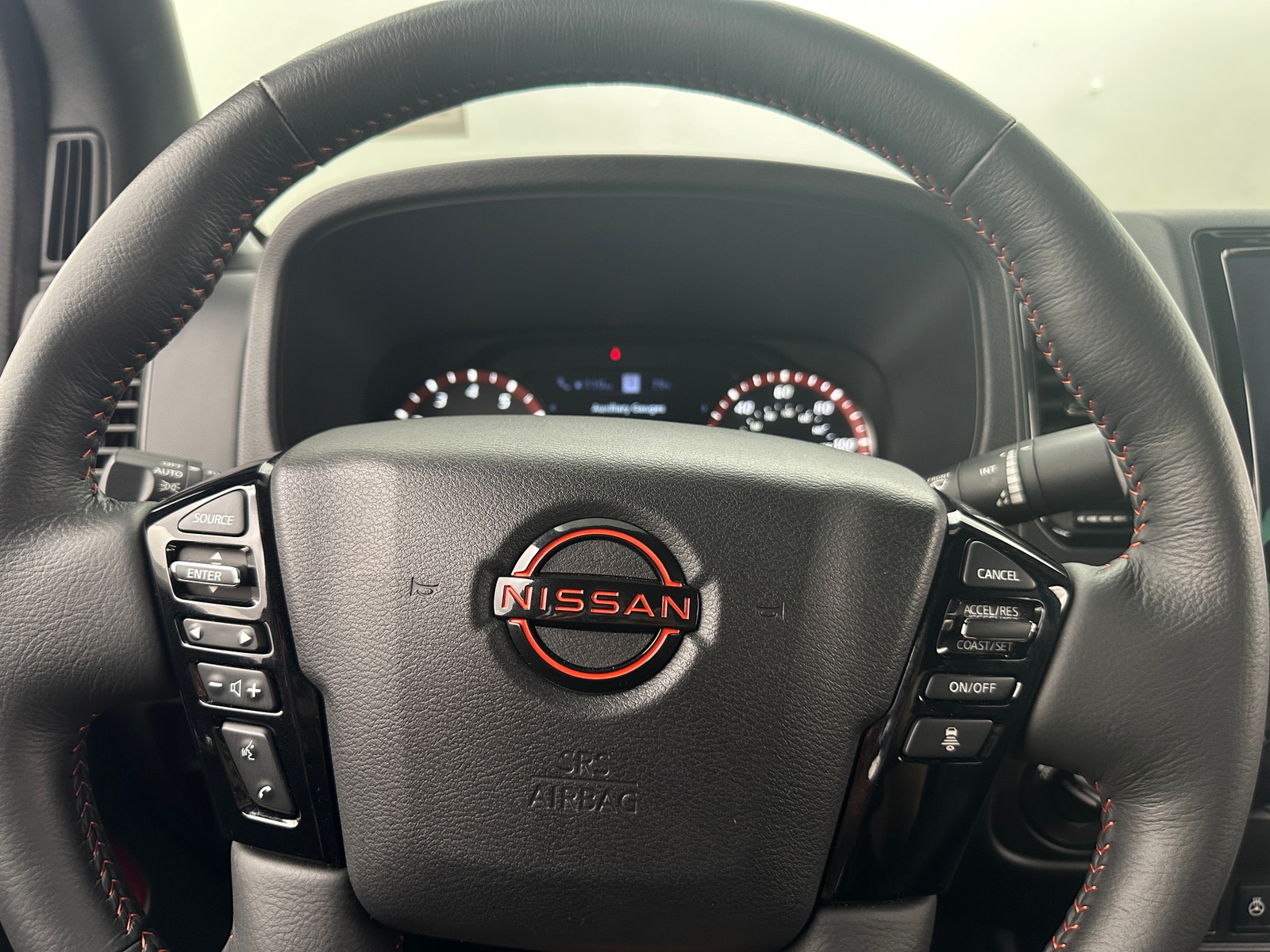 Thumbnail: 2024 Nissan Frontier - 5
