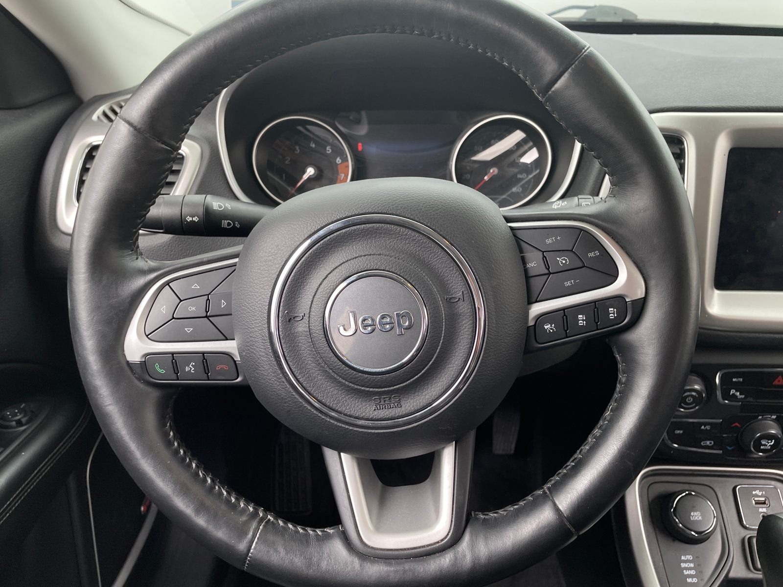 Thumbnail: 2019 Jeep Compass - 4