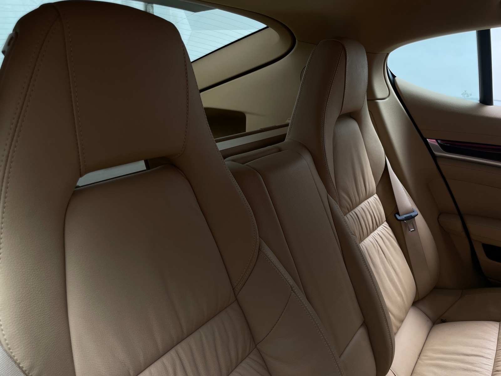 Thumbnail: 2011 Porsche Panamera - 5