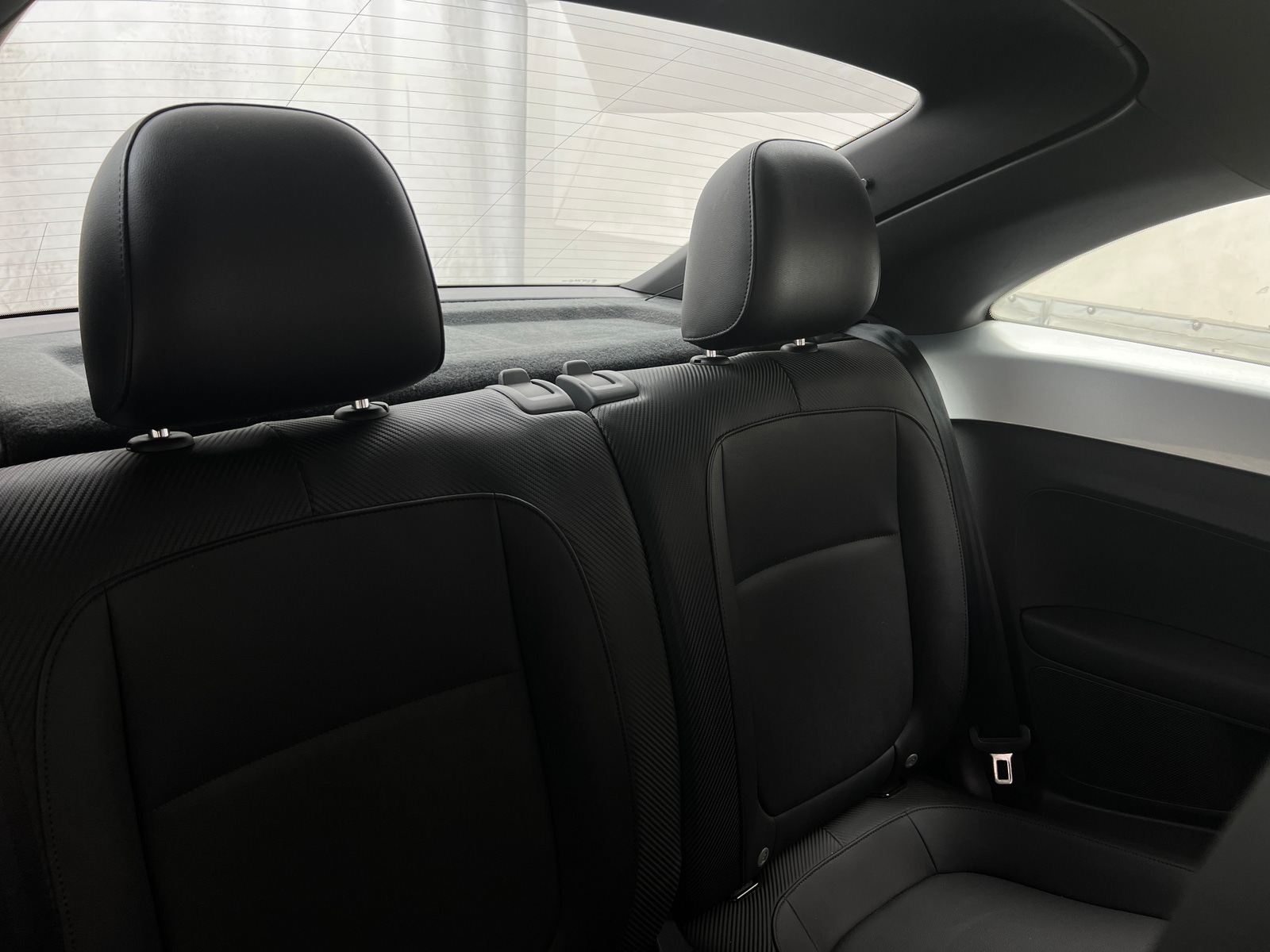 Thumbnail: 2014 Volkswagen Beetle - 5