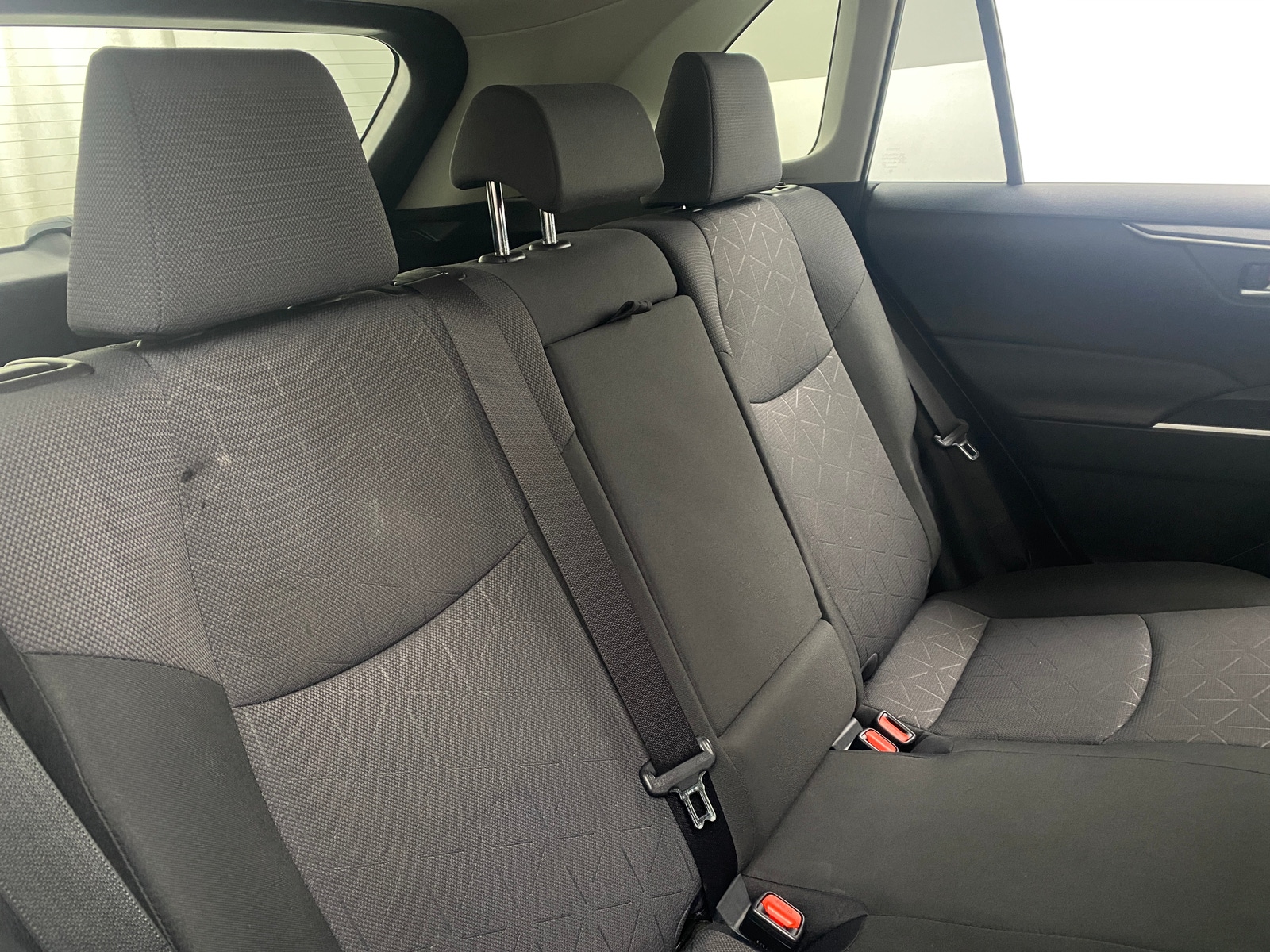 Thumbnail: 2019 Toyota RAV4 - 6