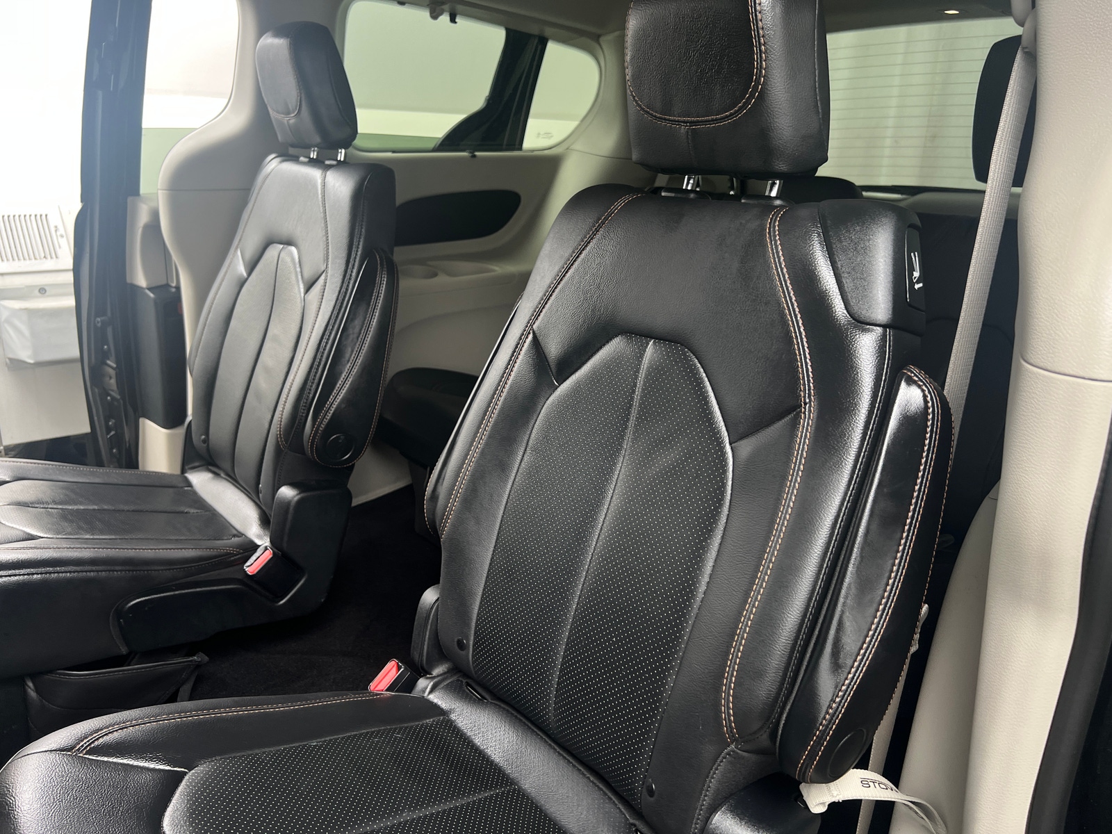 Thumbnail: 2020 Chrysler Pacifica - 5