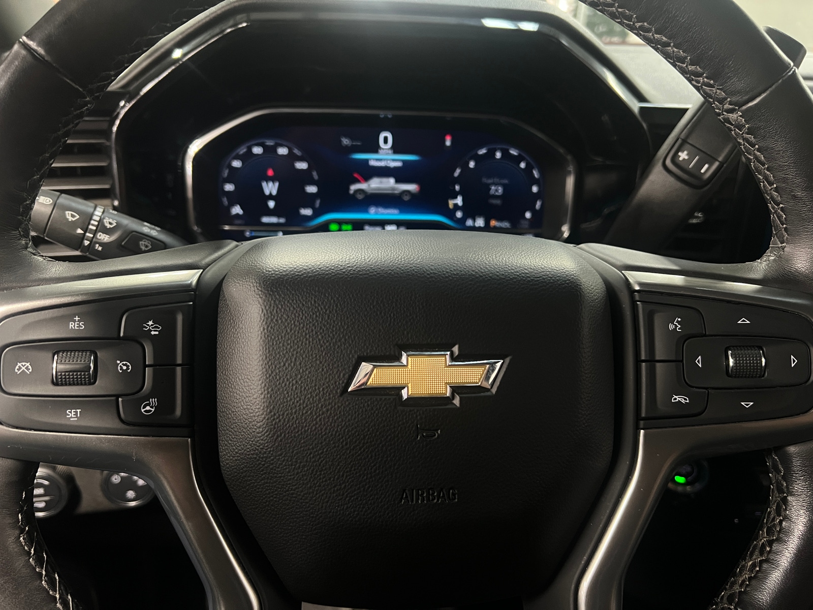 Thumbnail: 2022 Chevrolet Silverado 1500 - 5