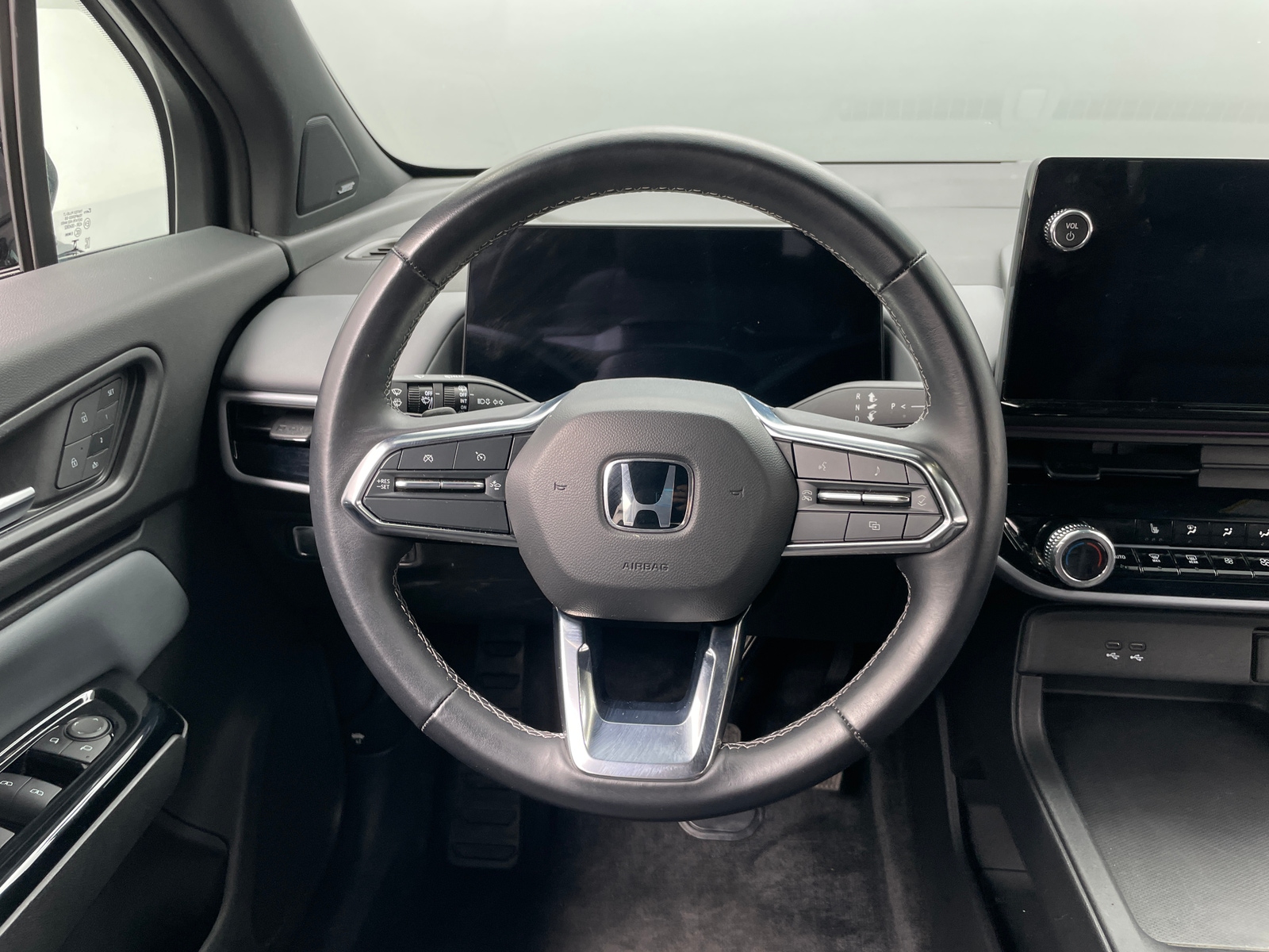 Thumbnail: 2024 Honda Prologue - 4