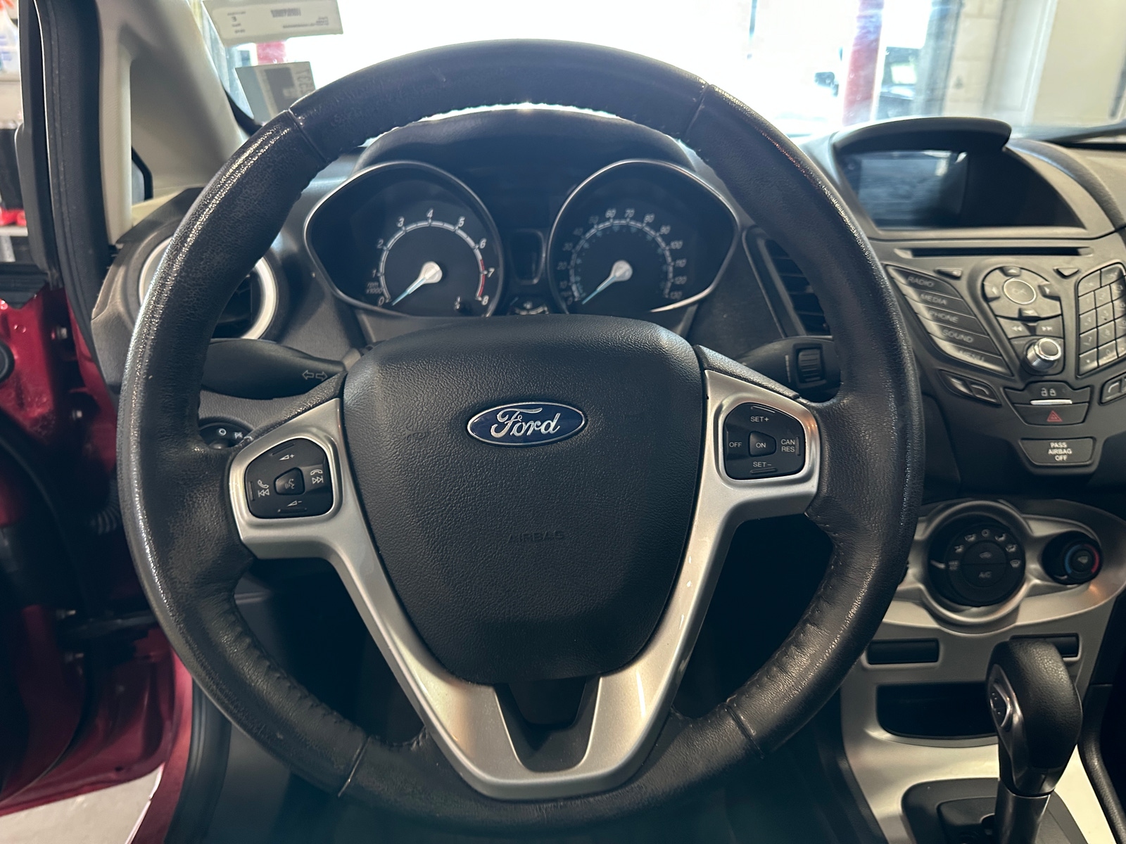 Thumbnail: 2016 Ford Fiesta - 5
