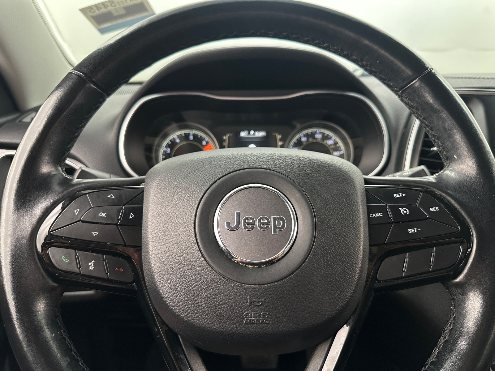 Thumbnail: 2021 Jeep Cherokee - 4