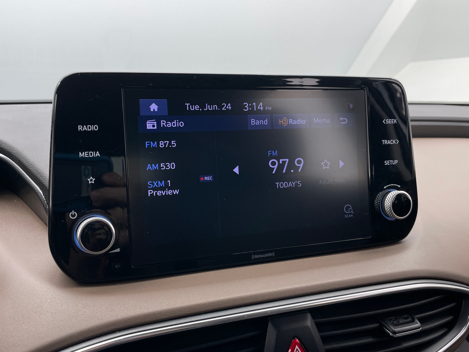 Thumbnail: 2021 Hyundai Santa Fe - 4