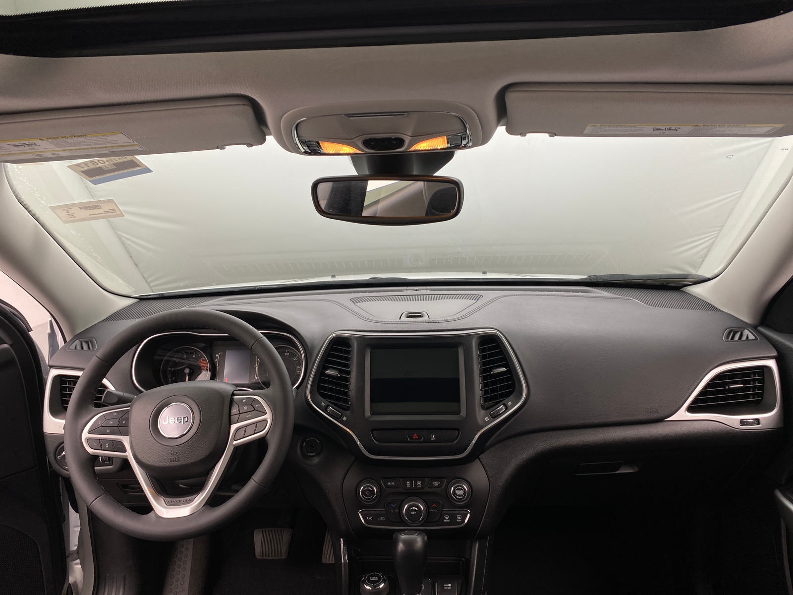Thumbnail: 2022 Jeep Cherokee - 2