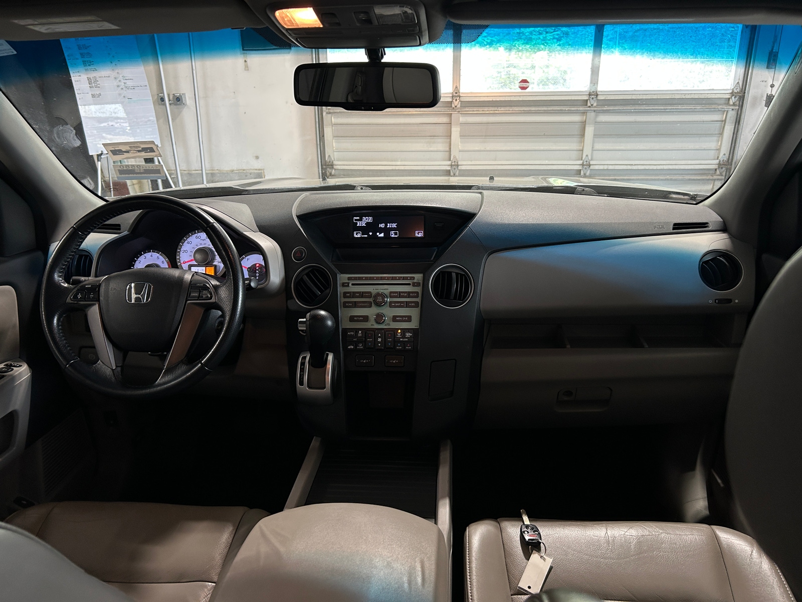 Thumbnail: 2011 Honda Pilot - 2