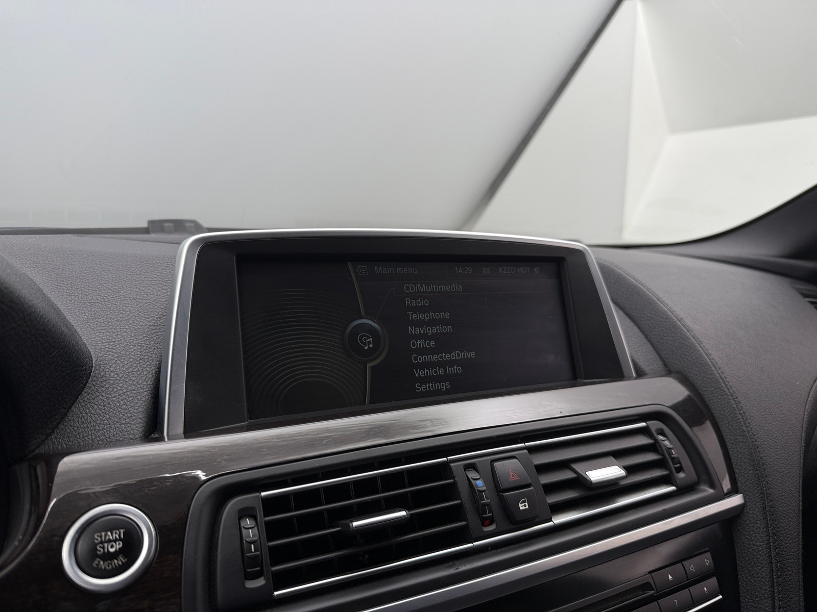 Thumbnail: 2012 BMW 6 Series - 3