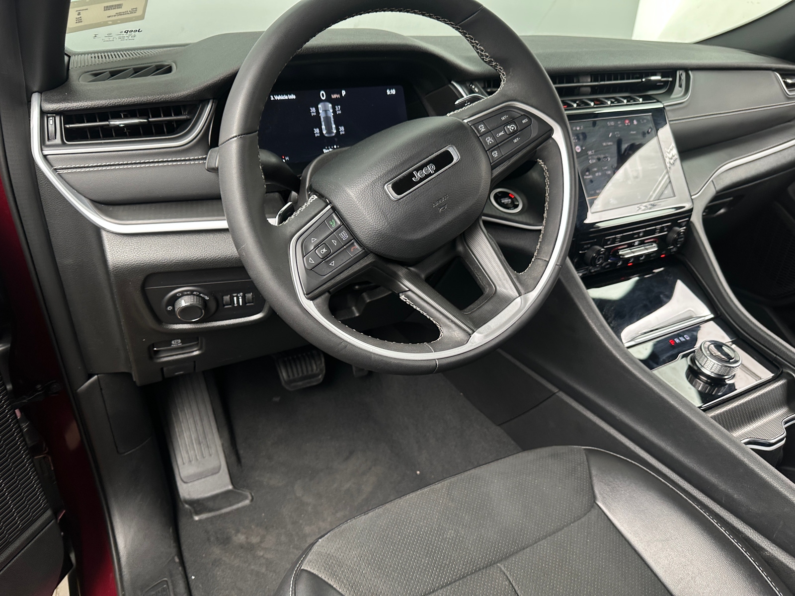 Thumbnail: 2024 Jeep Grand Cherokee - 2