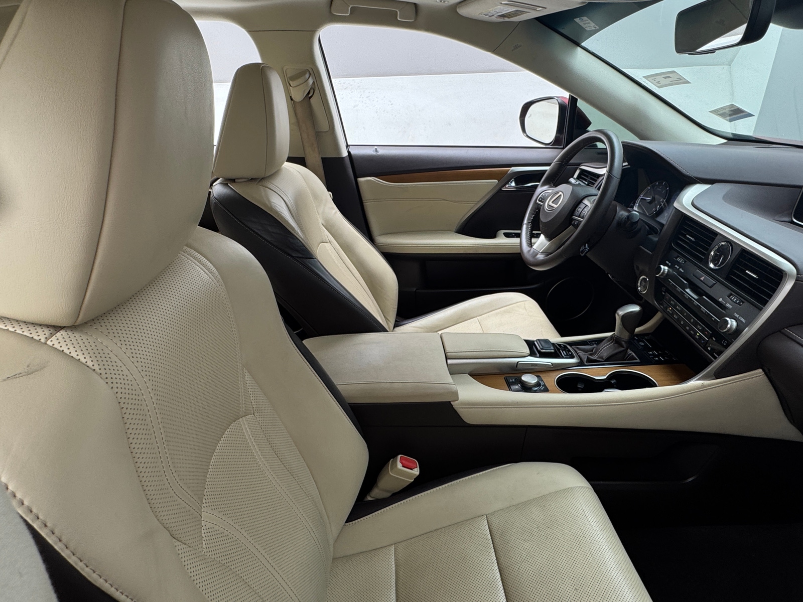 Thumbnail: 2017 Lexus RX - 2