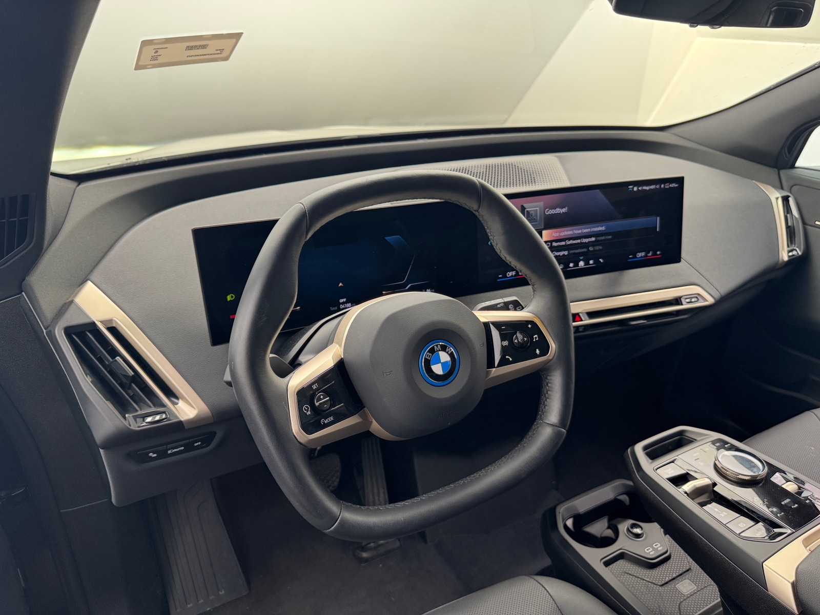 Thumbnail: 2024 BMW iX - 2