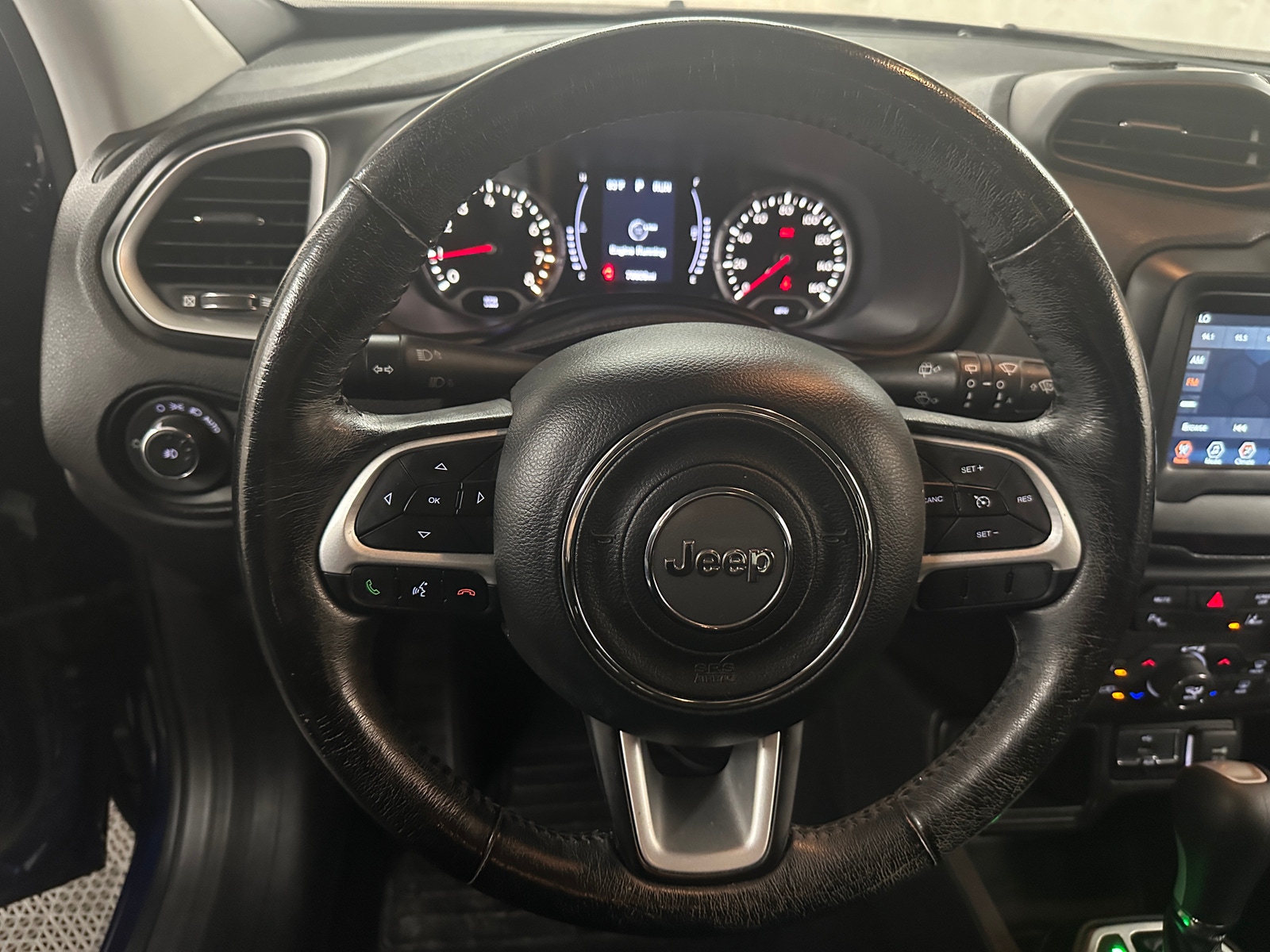 Thumbnail: 2018 Jeep Renegade - 5