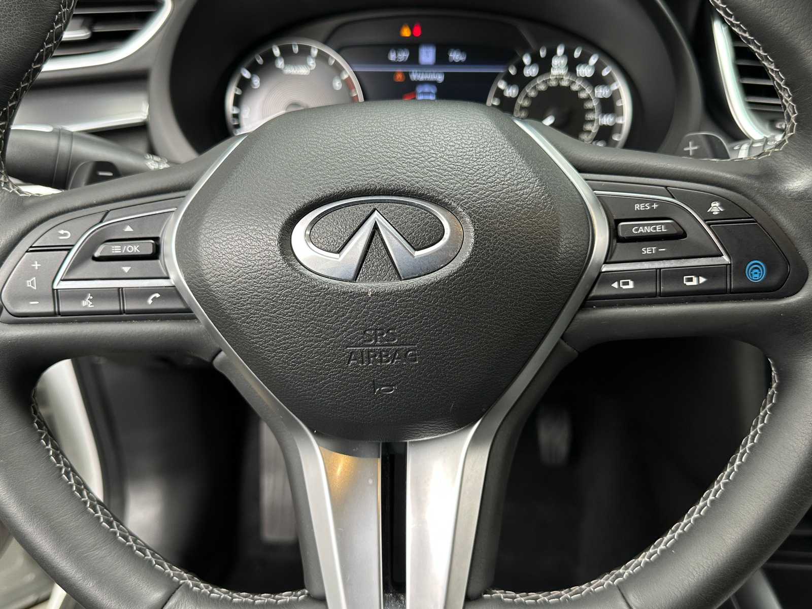 Thumbnail: 2023 INFINITI QX55 - 4