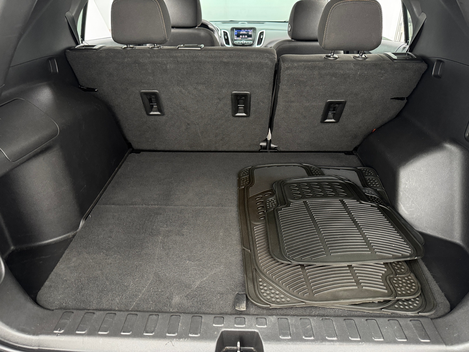Thumbnail: 2021 Chevrolet Equinox - 7
