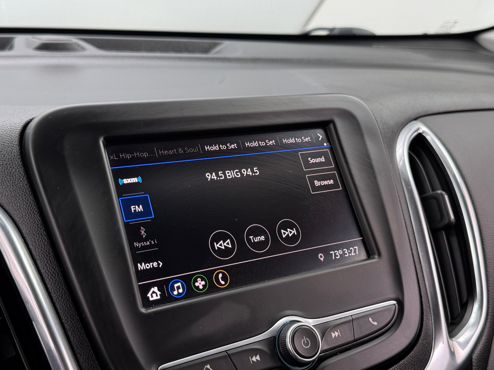 Thumbnail: 2021 Chevrolet Equinox - 4