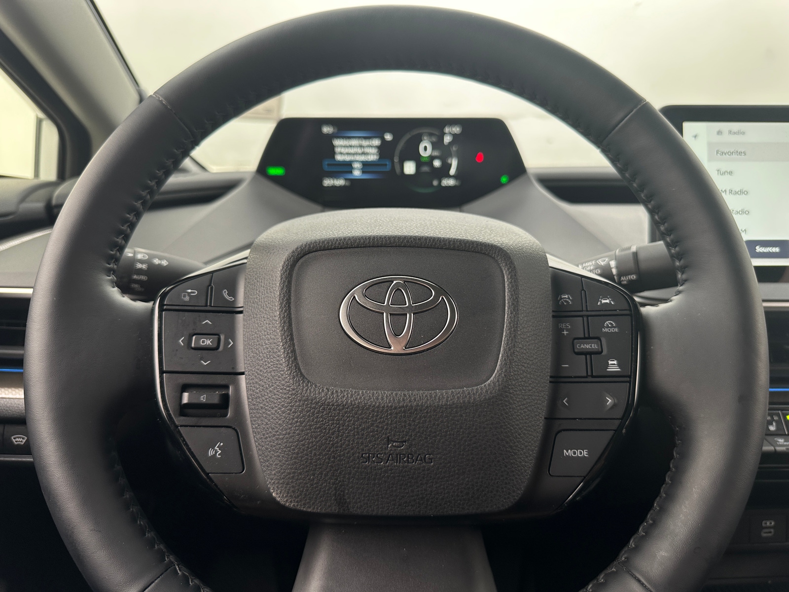 Thumbnail: 2024 Toyota Prius - 4