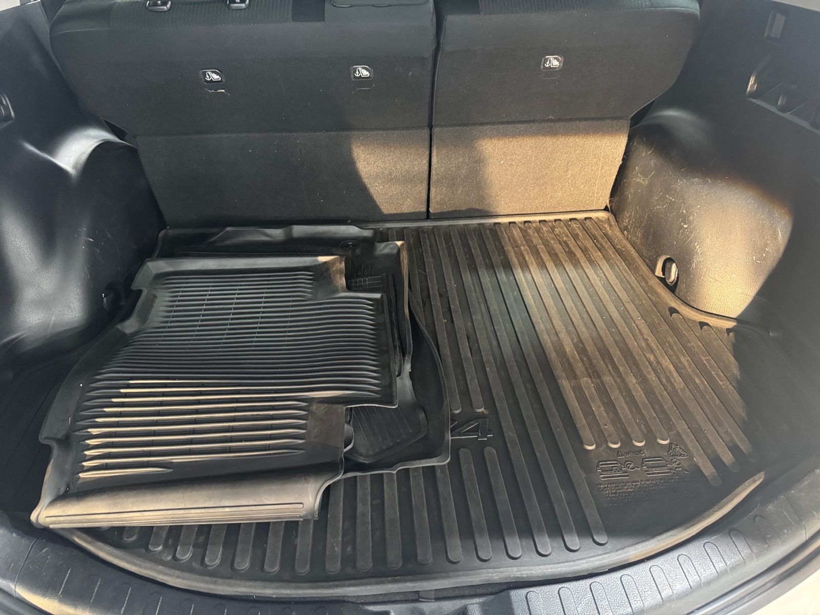 Thumbnail: 2017 Toyota RAV4 - 7