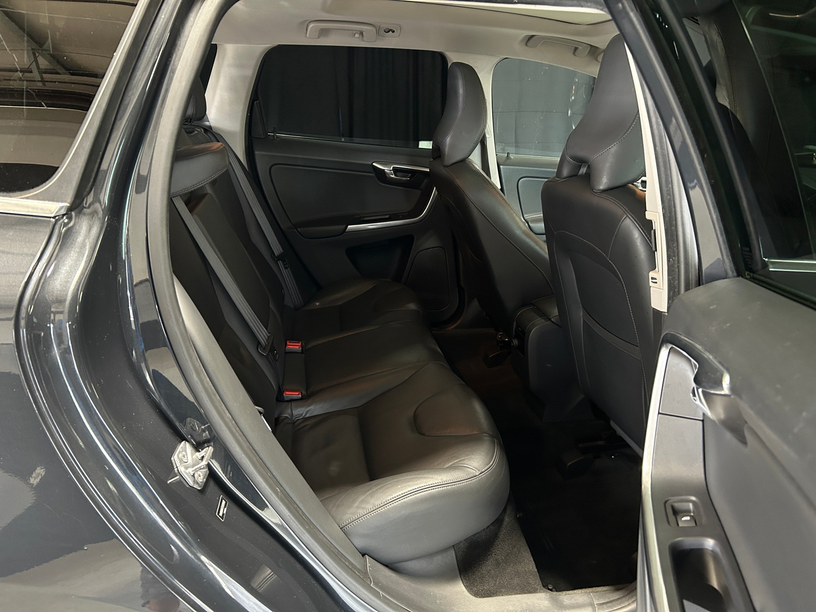 Thumbnail: 2015 Volvo XC60 - 5