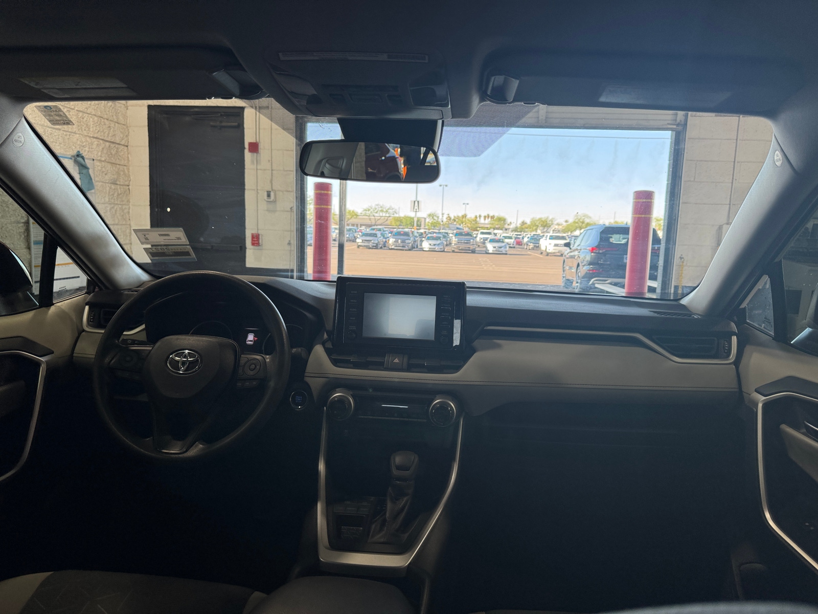 Thumbnail: 2019 Toyota RAV4 - 3