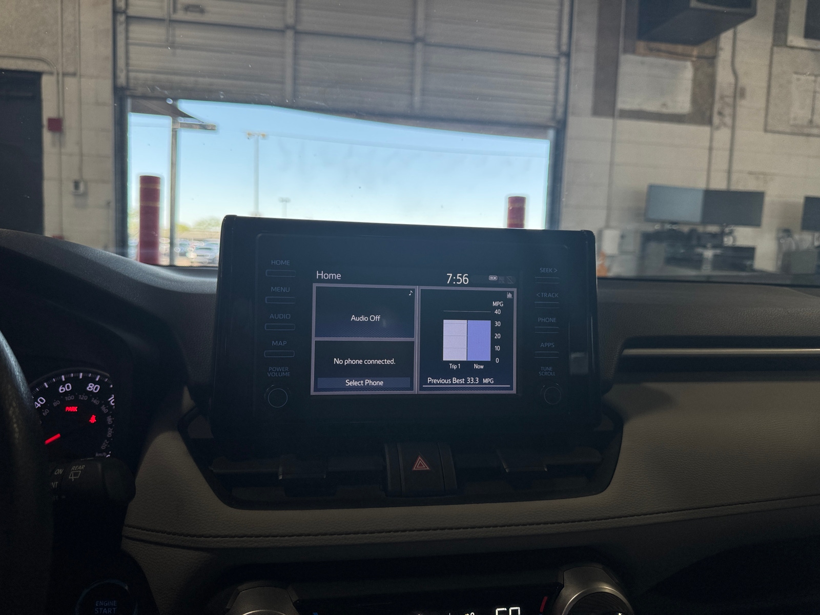 Thumbnail: 2019 Toyota RAV4 - 4