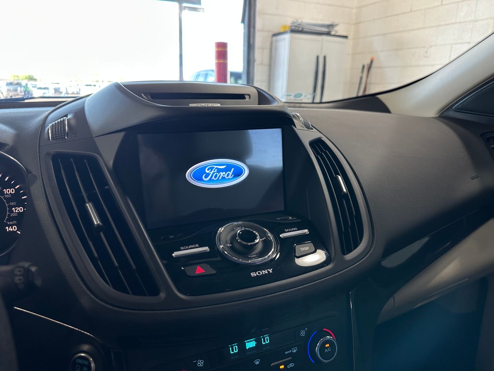 Thumbnail: 2017 Ford Escape - 3