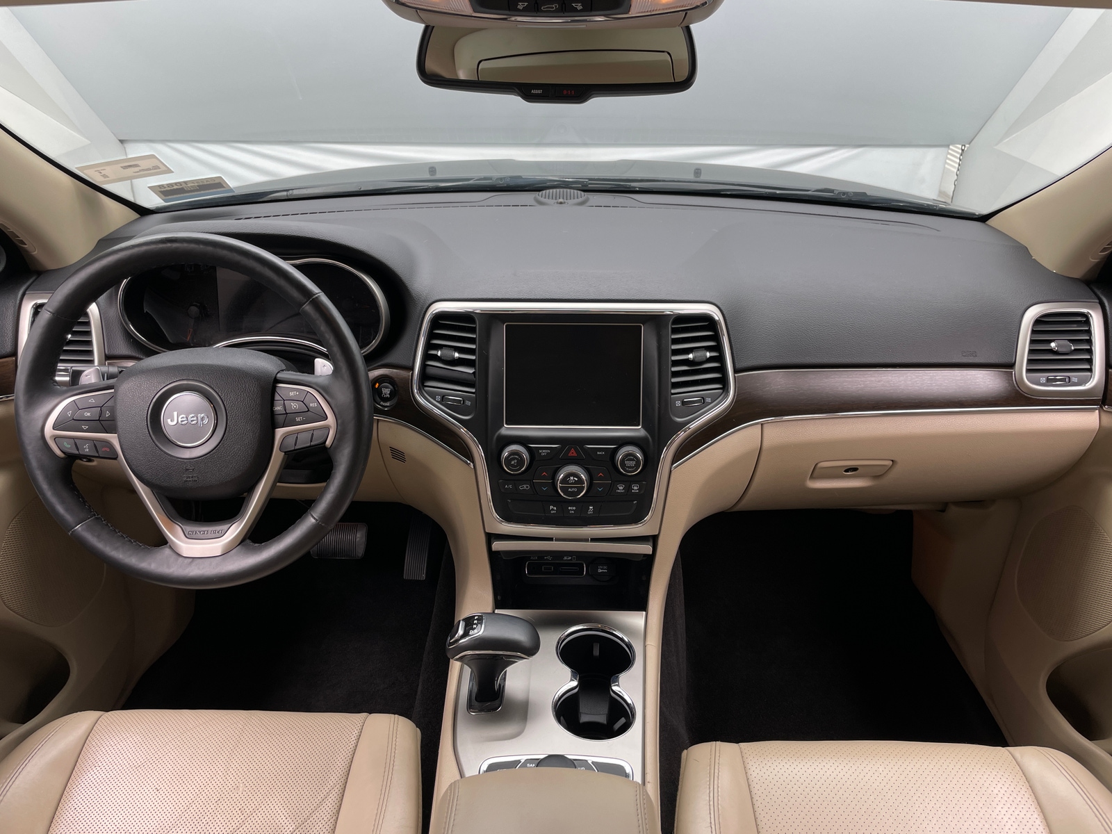 Thumbnail: 2015 Jeep Grand Cherokee - 2