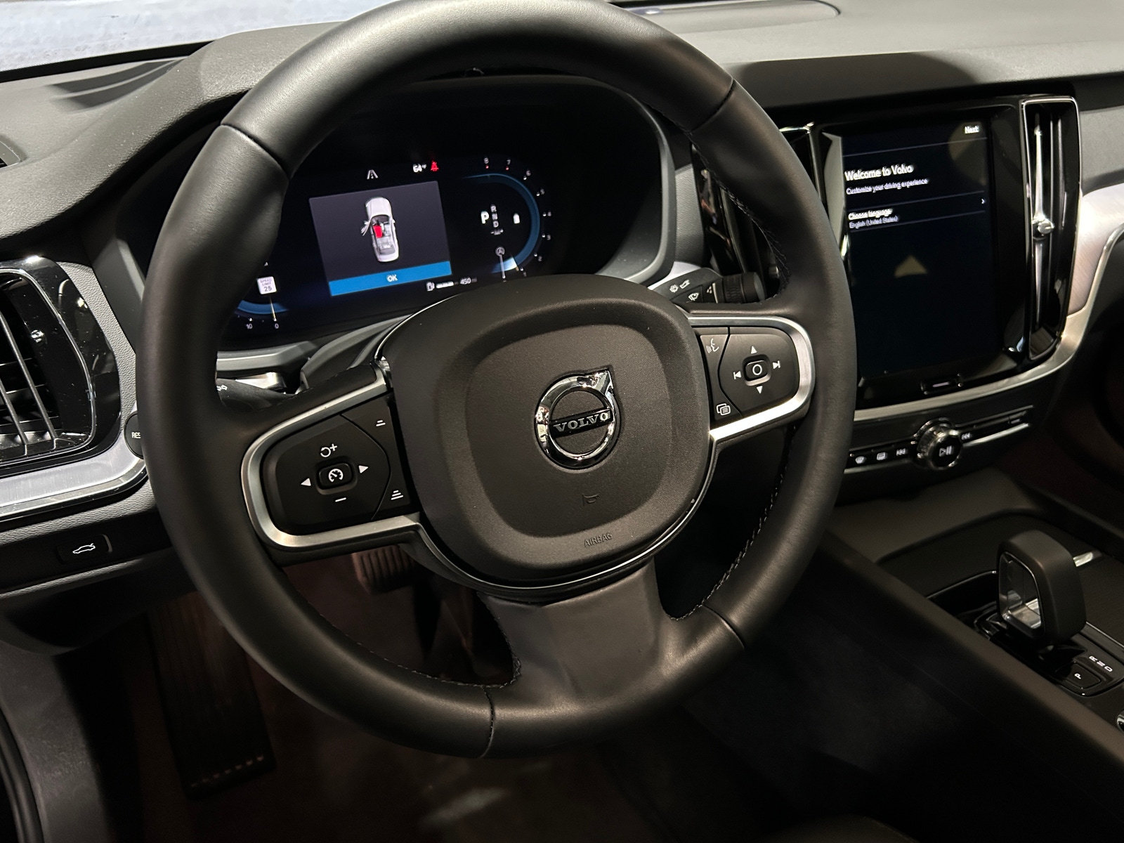 Thumbnail: 2025 Volvo S60 - 4
