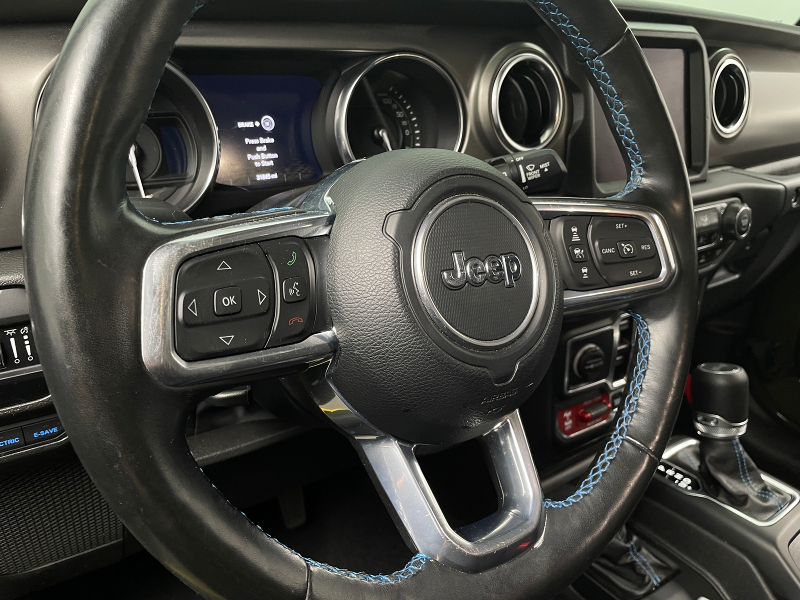 Thumbnail: 2022 Jeep Wrangler - 5