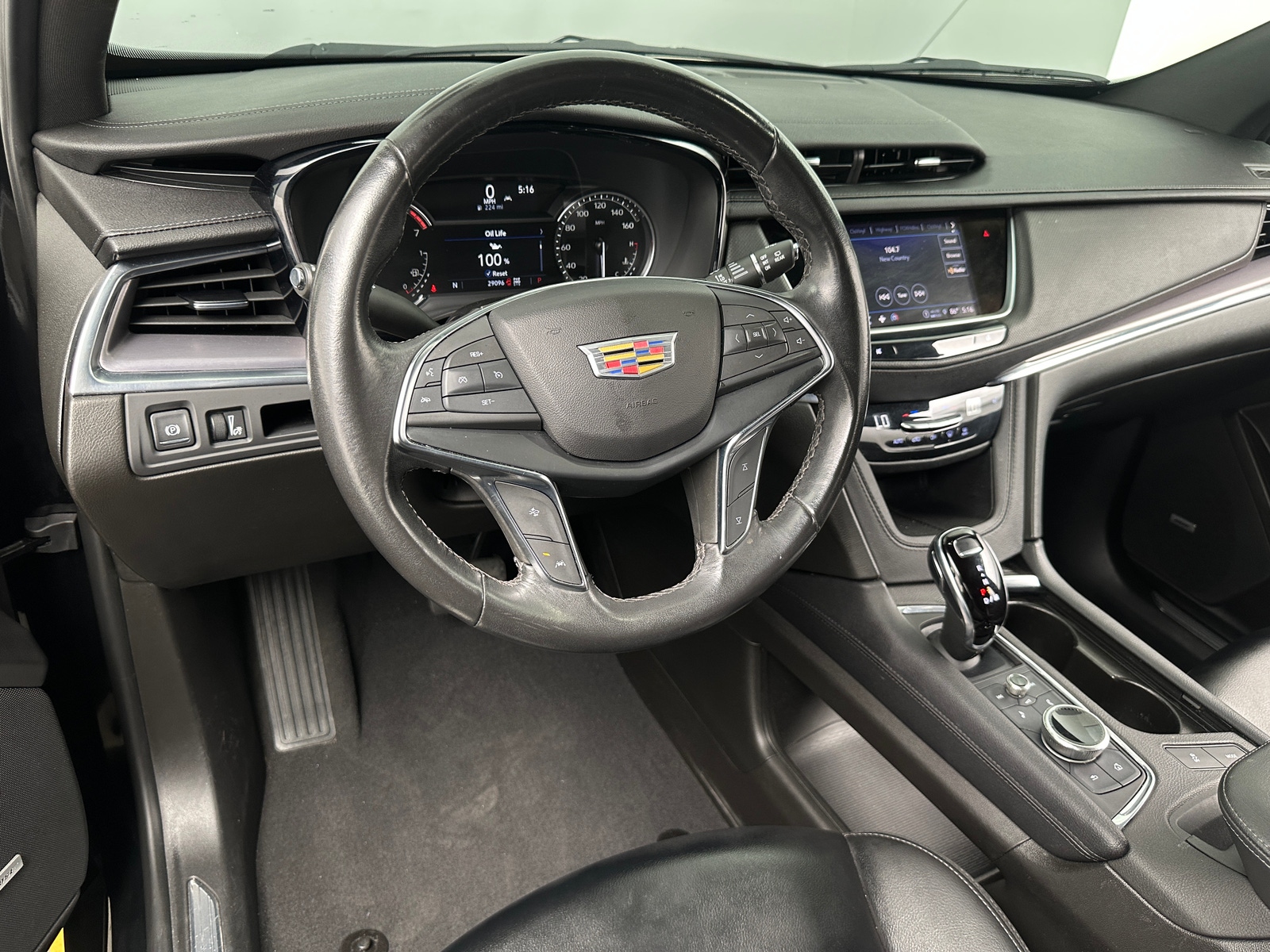 Thumbnail: 2023 Cadillac XT5 - 2