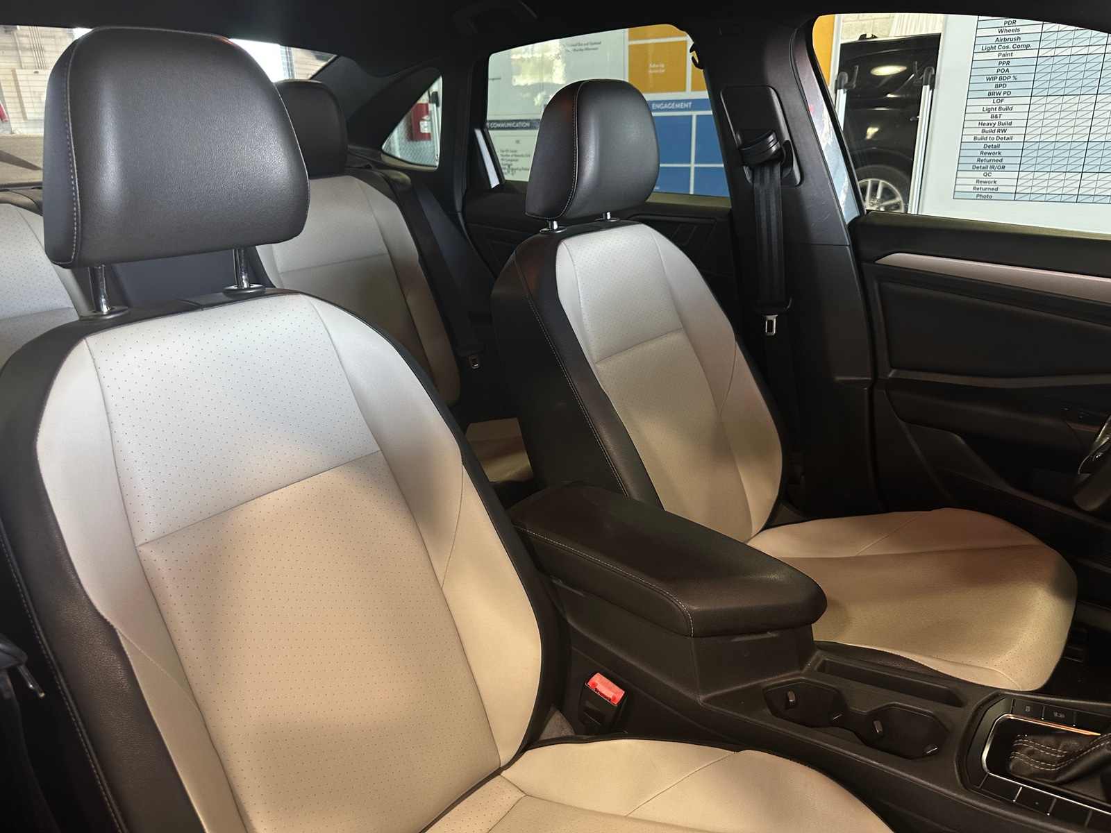 Thumbnail: 2019 Volkswagen Jetta - 2