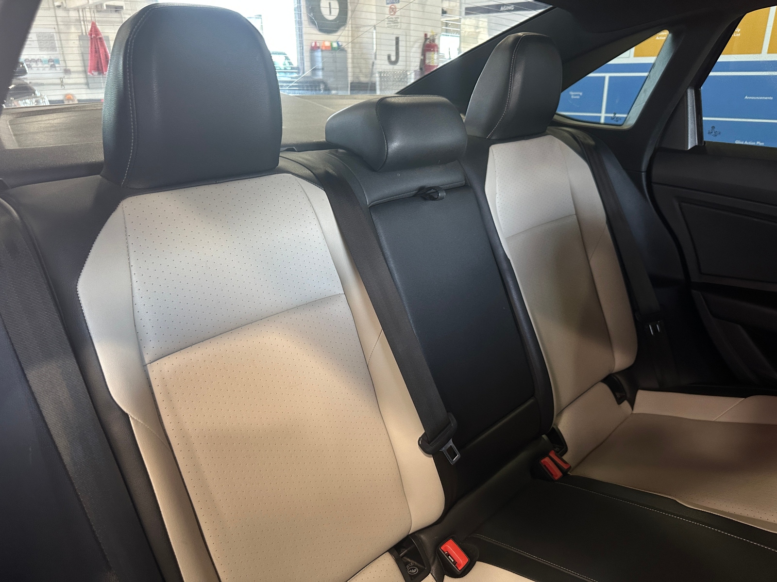 Thumbnail: 2019 Volkswagen Jetta - 6