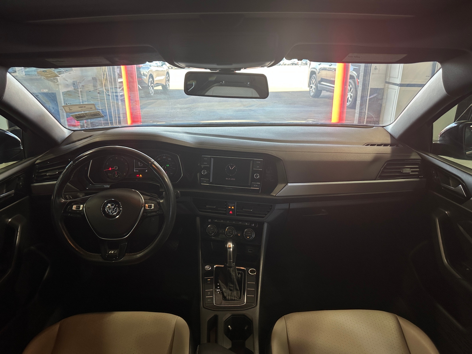 Thumbnail: 2019 Volkswagen Jetta - 3