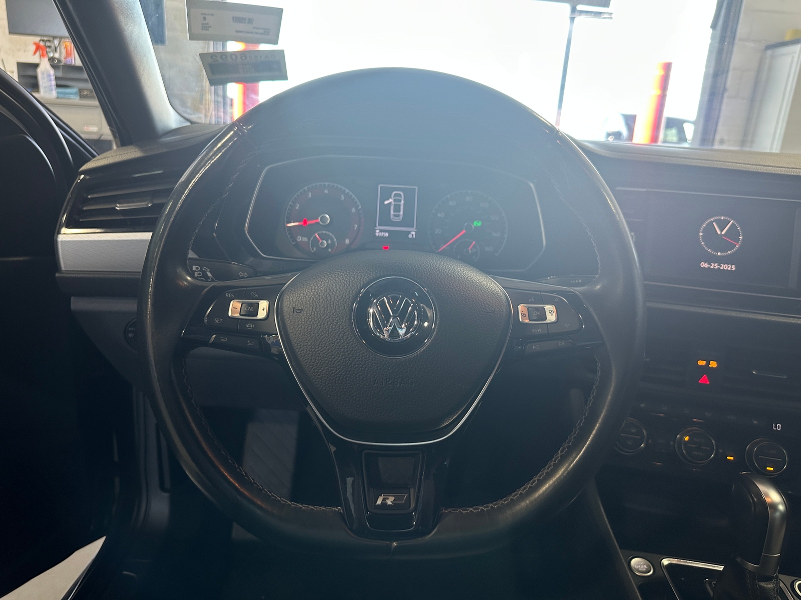 Thumbnail: 2019 Volkswagen Jetta - 5