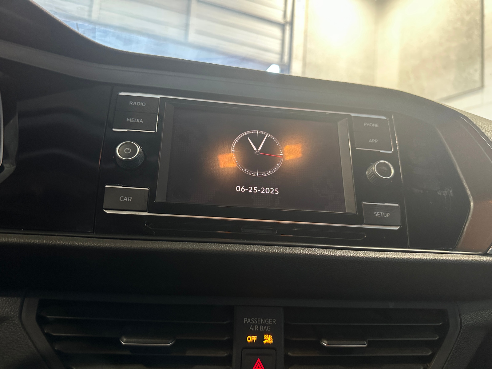 Thumbnail: 2019 Volkswagen Jetta - 4