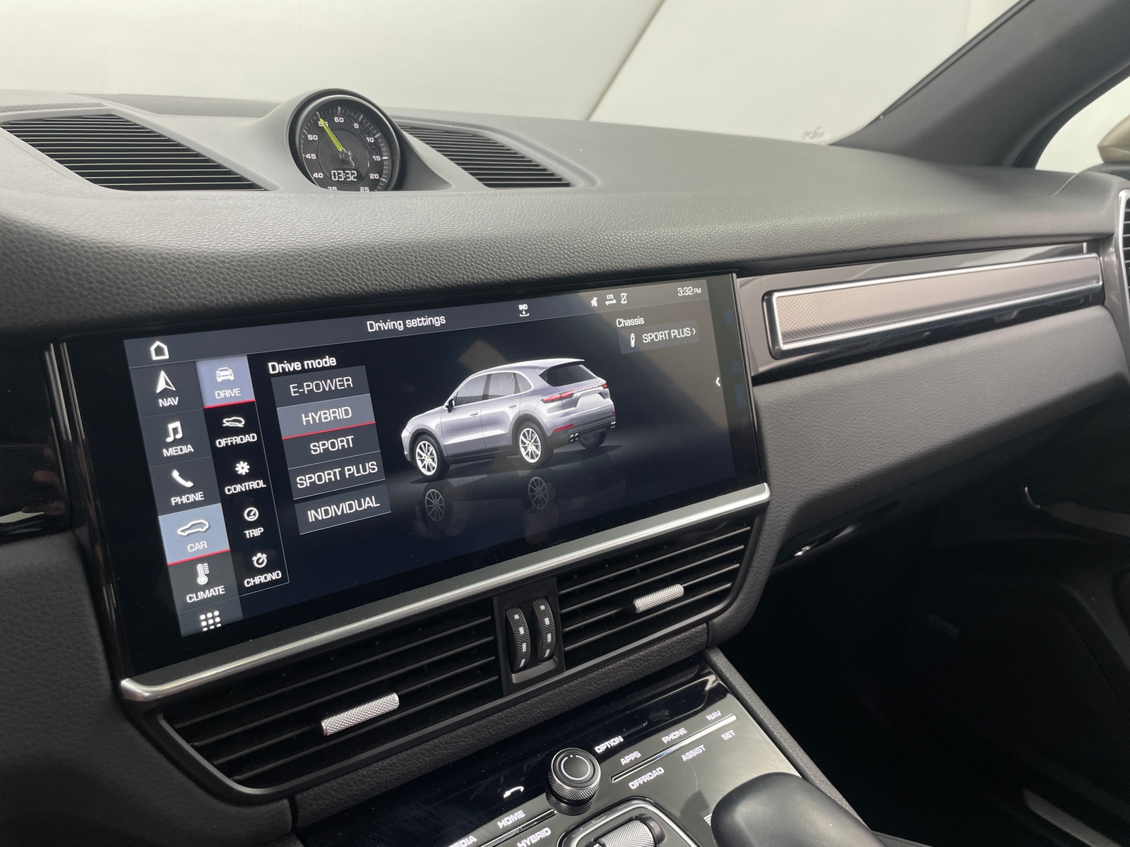 Thumbnail: 2019 Porsche Cayenne - 3