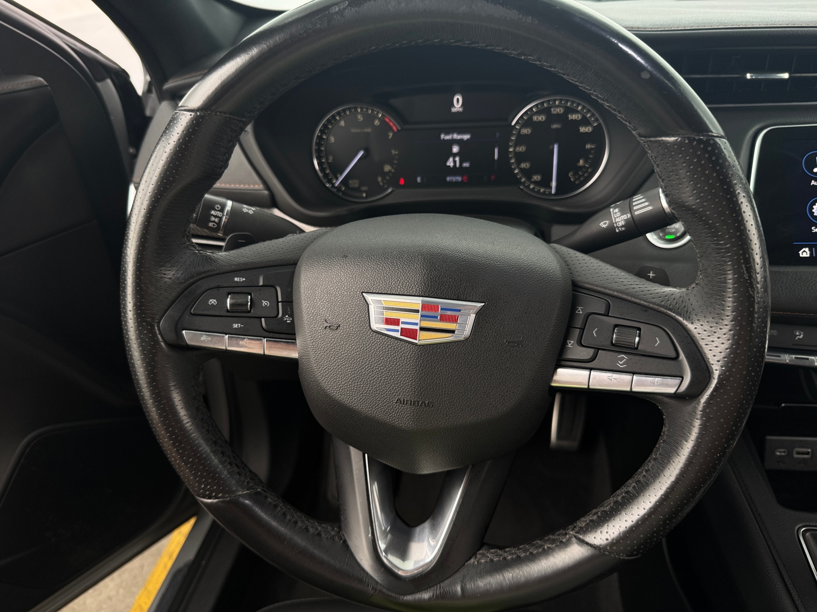 Thumbnail: 2020 Cadillac XT4 - 4