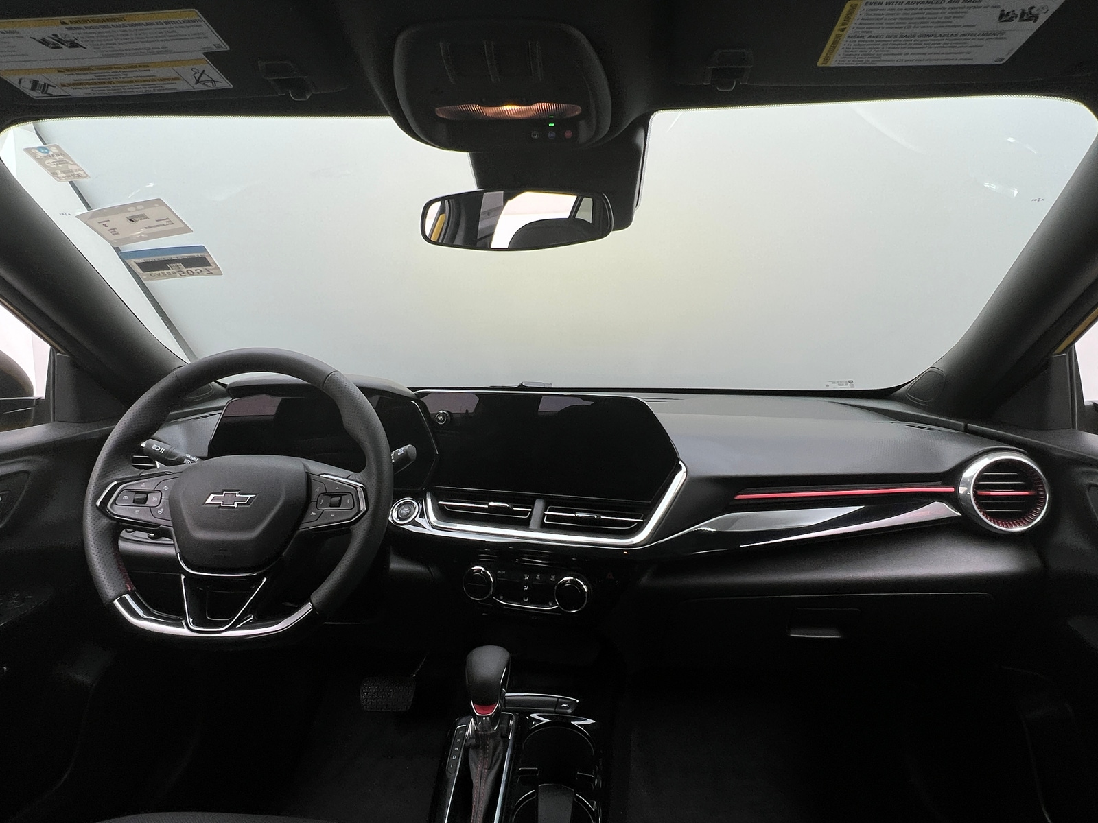 Thumbnail: 2025 Chevrolet Trax - 2
