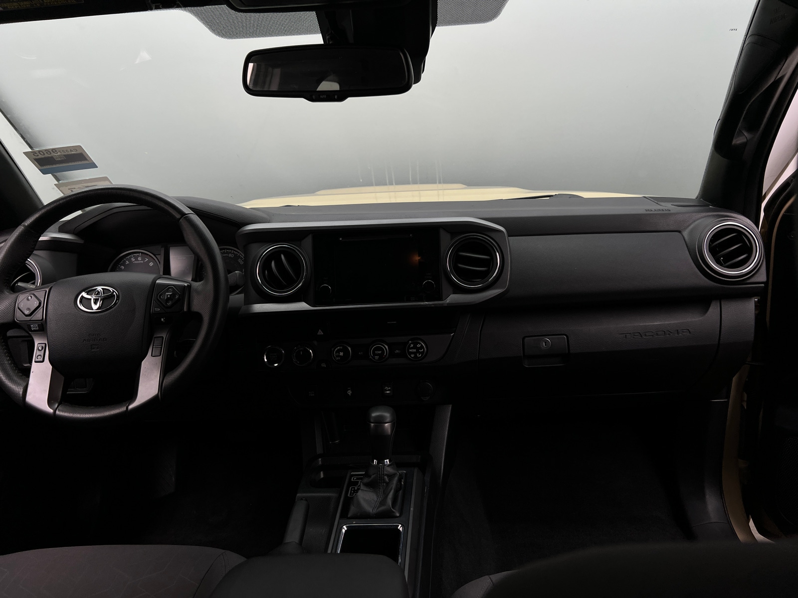 Thumbnail: 2019 Toyota Tacoma - 3